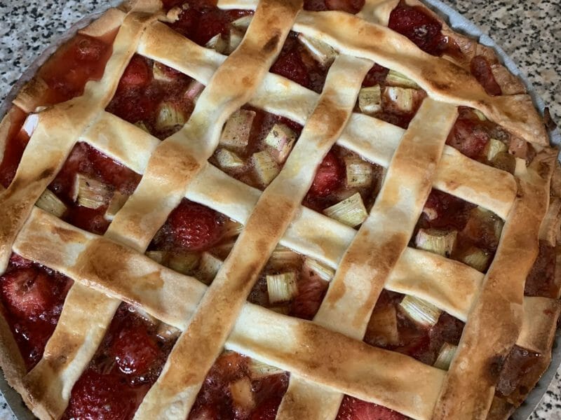 Tarte aux fraises et à la rhubarbe au Thermomix Cookomix