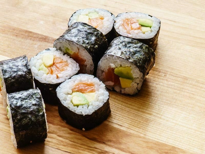 https://www.cookomix.com/wp-content/uploads/2018/05/sushis-thermomix-800x600.jpg