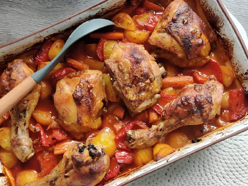 Poulet aux pommes de terre, poivron et tomates au Thermomix