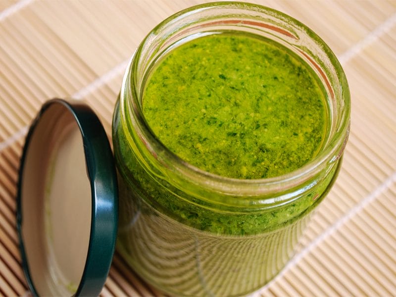 Pesto de roquette et noisettes au Thermomix