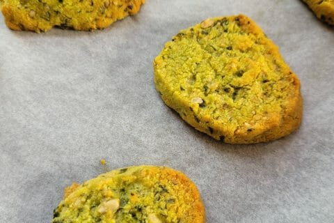 Biscuits apéritif crème et oignon au Thermomix - Cookomix