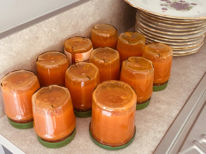 confiture pêche abricots avec morceaux de fruits et amandes effilées par  eve6. Une recette de fan à retrouver dans la catégorie Basiques sur  , de Thermomix<sup>®</sup>.